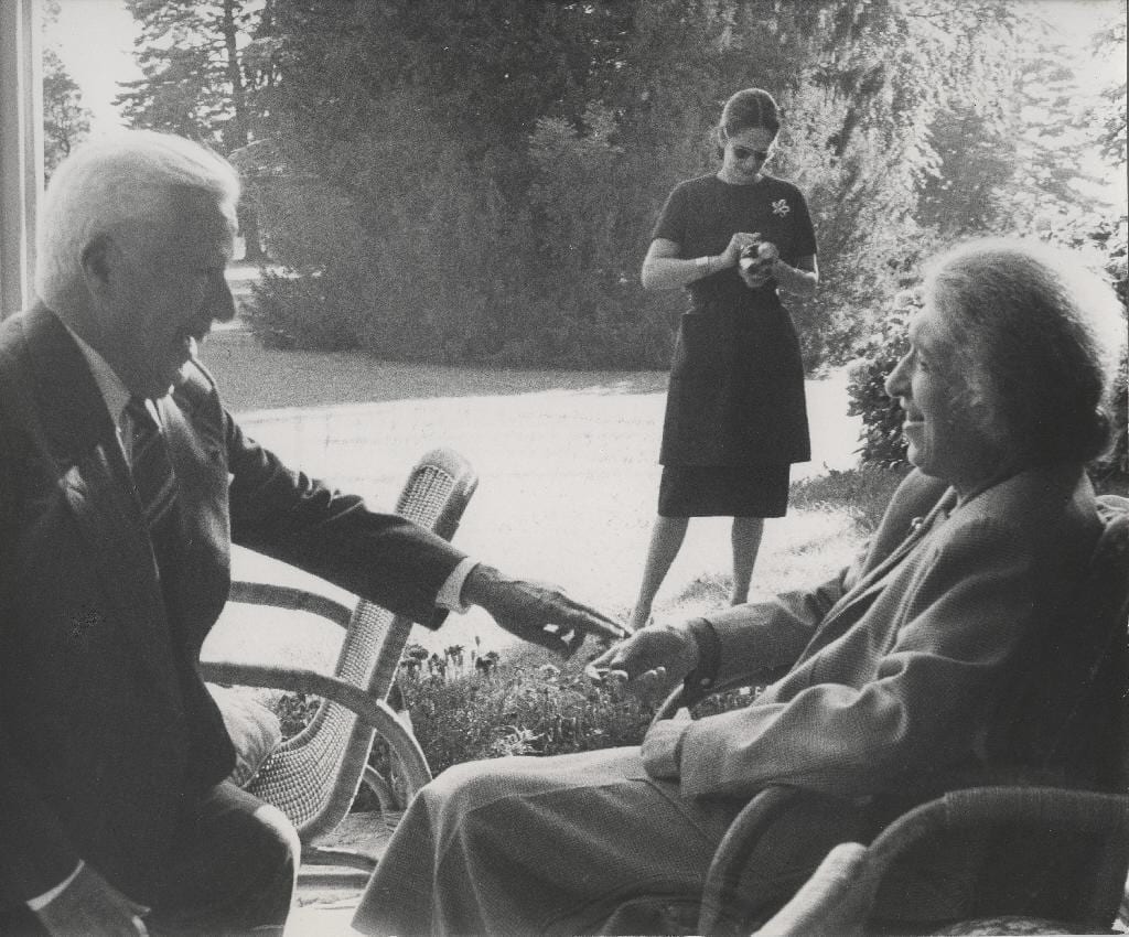 Clara Haskil et Charlie Chaplin au Manoir de Ban, à Corsier-sur-Vevey.